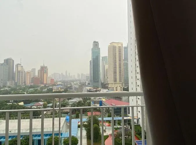 Modern Minimalist 1 Bedroom With Amazing Sunrise View In Makati Manila