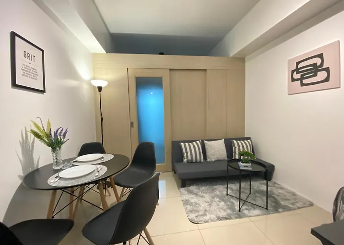 Modern Minimalist 1 Bedroom With Amazing Sunrise View In Makati Apartahotel *